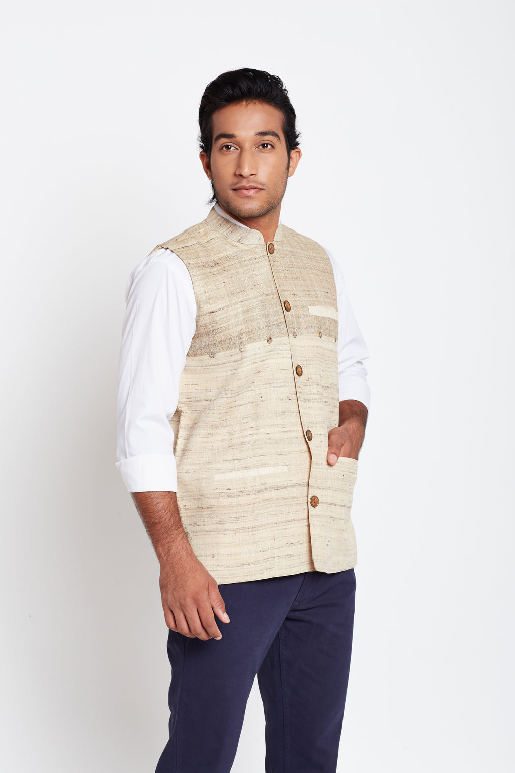 Tussar Men Bandi