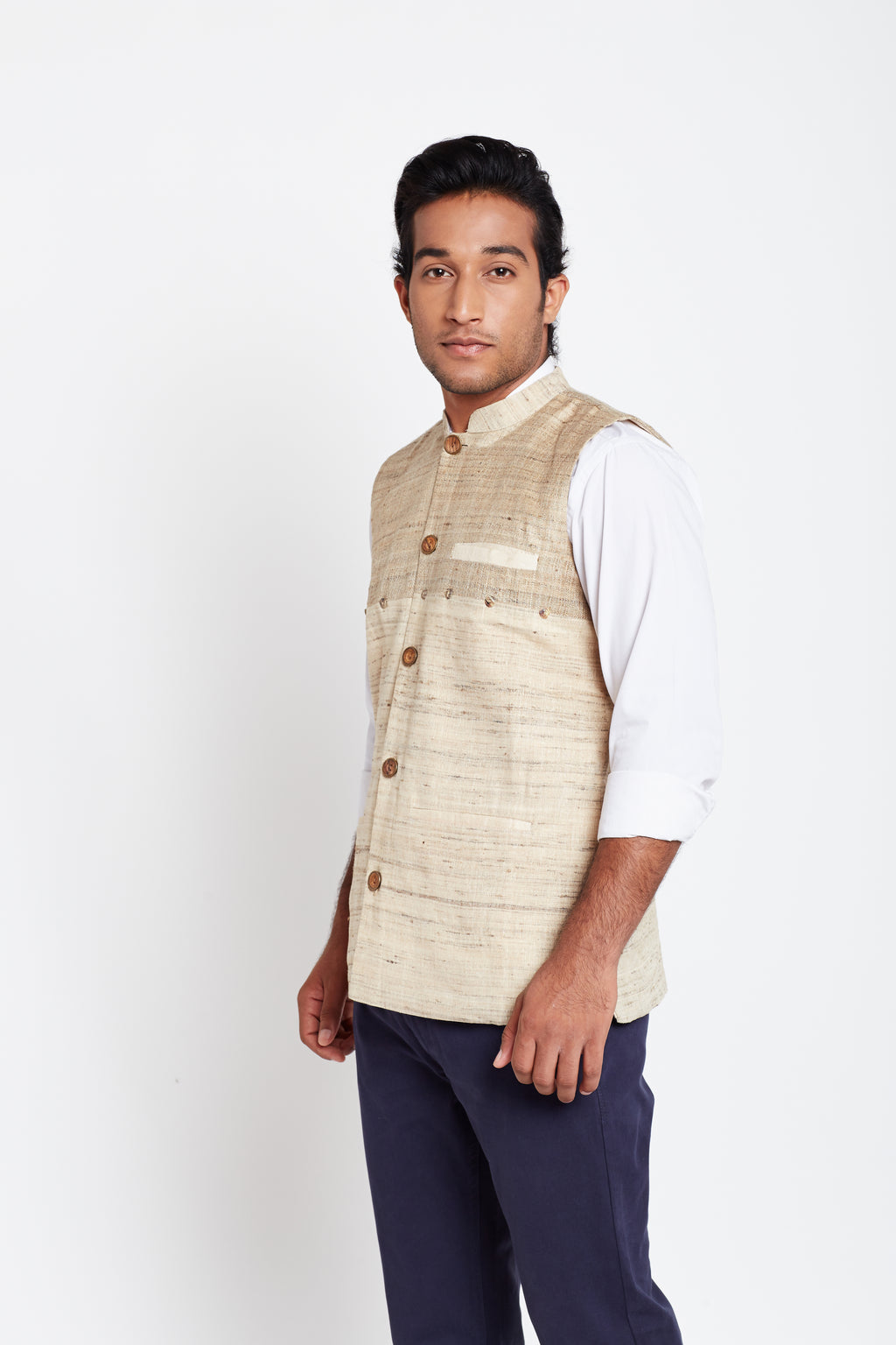 Tussar Men Bandi