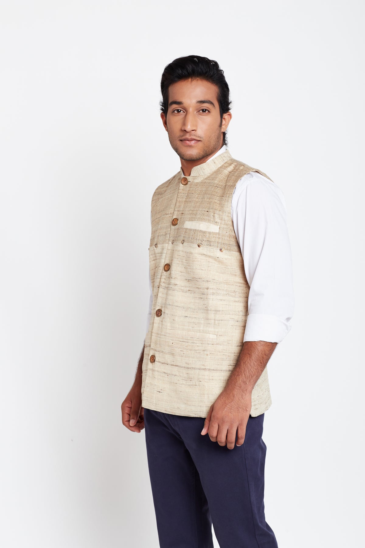 Tussar Men Bandi