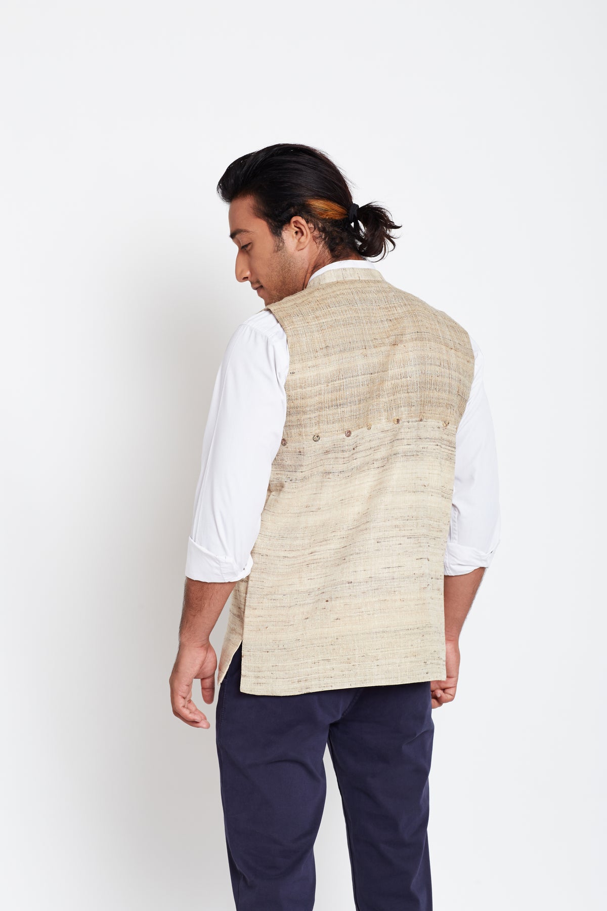 Tussar Men Bandi