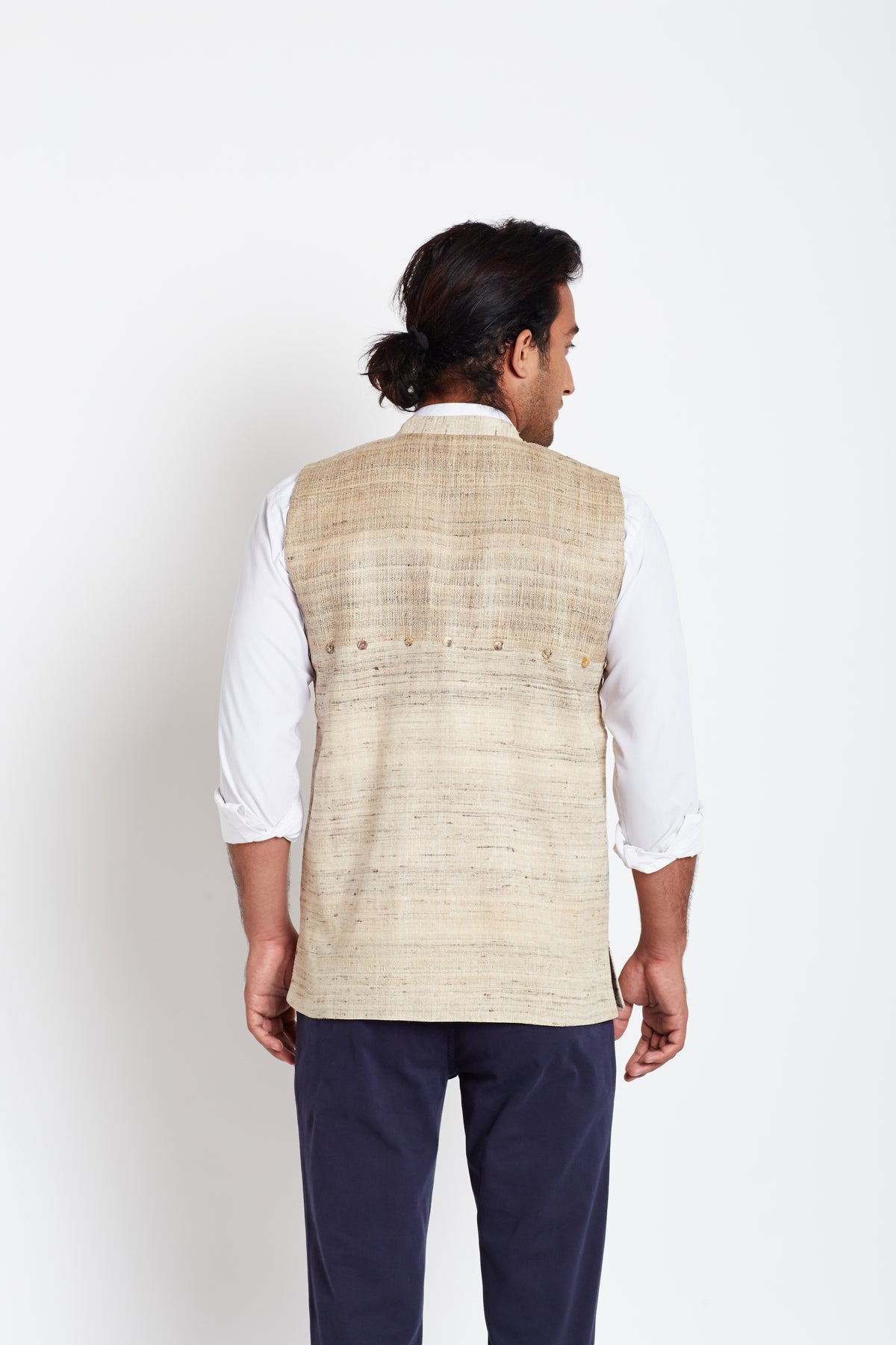 Tussar Men Bandi