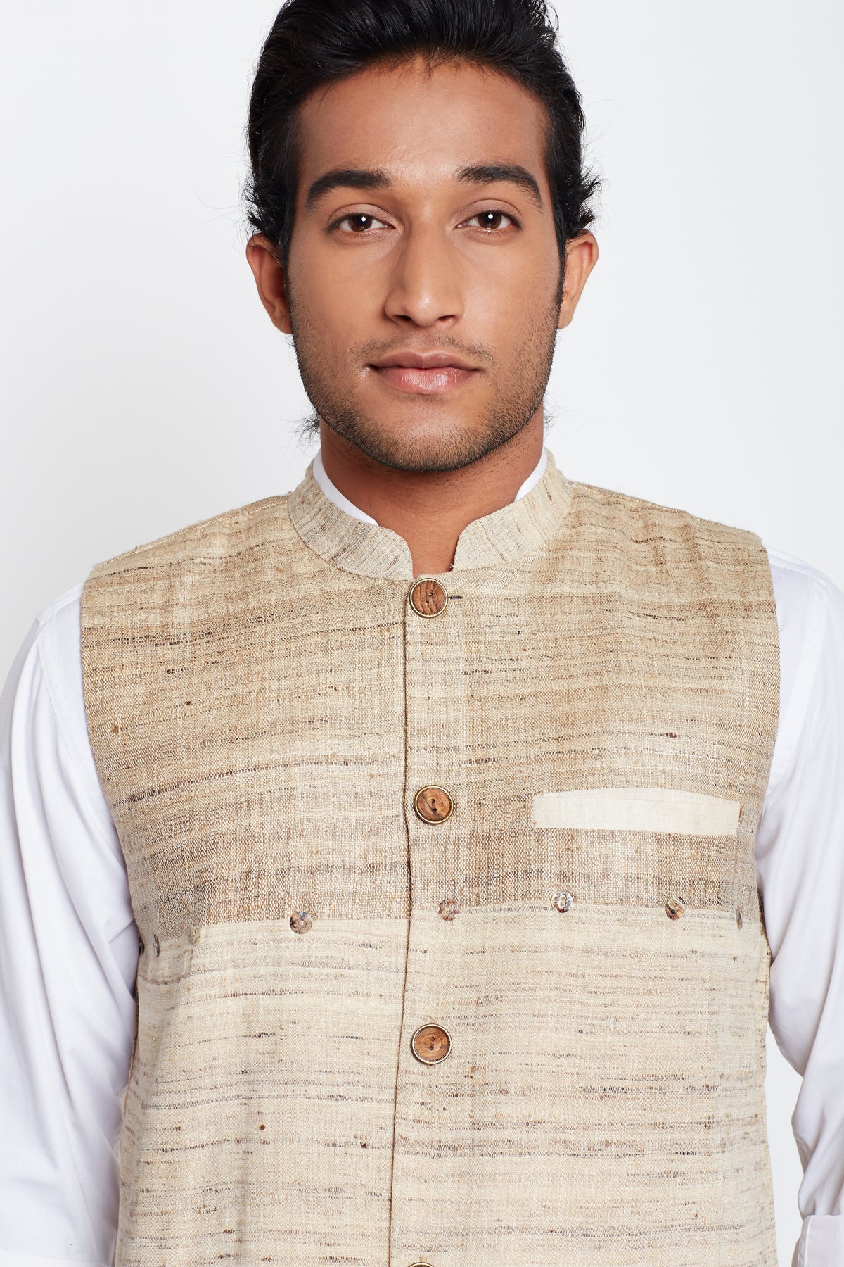 Tussar Men Bandi