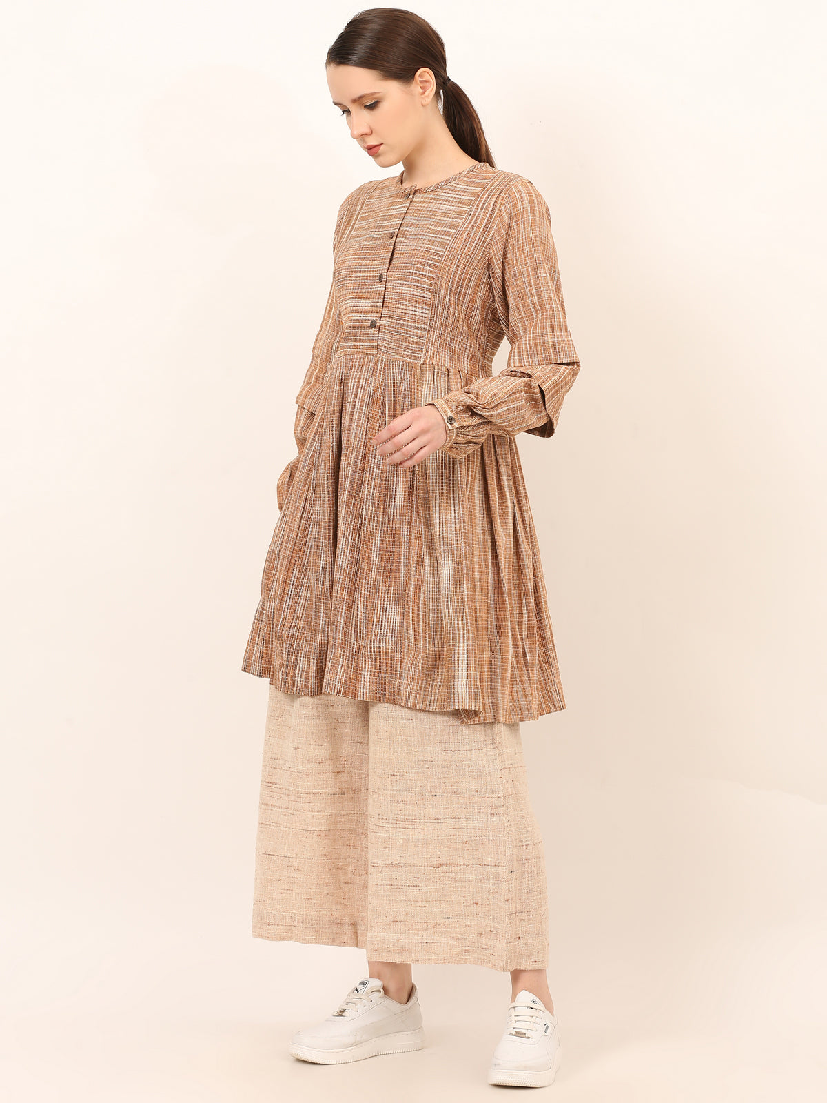 Jharna Kurti
